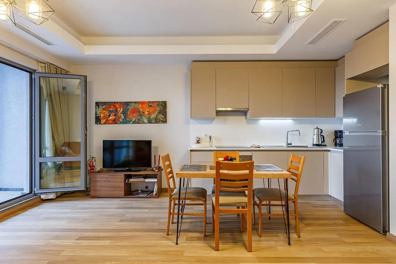 Modern Studio Apartment With Fascinating City View In Sariyer Istanbul Turkey
